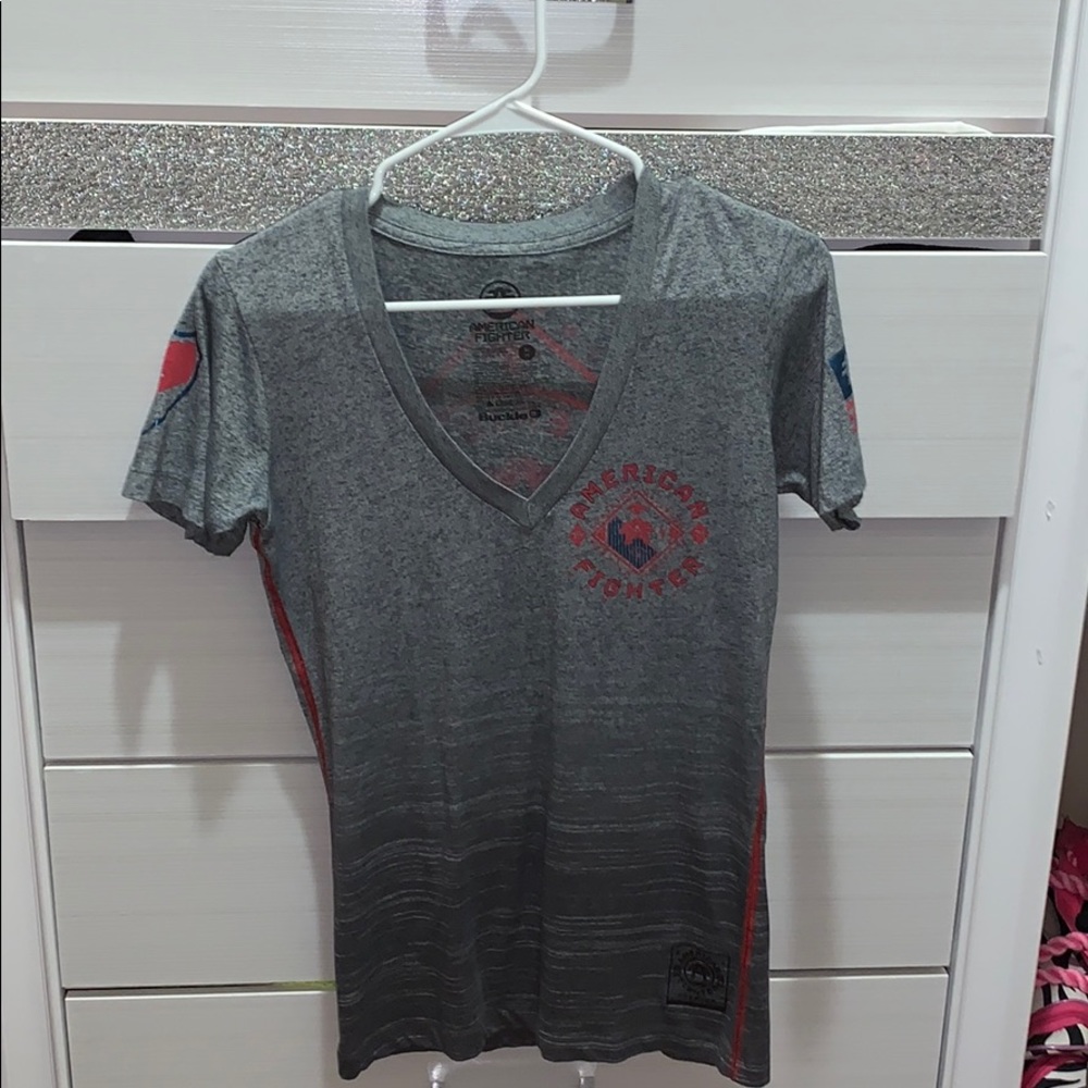 buckle shirt
